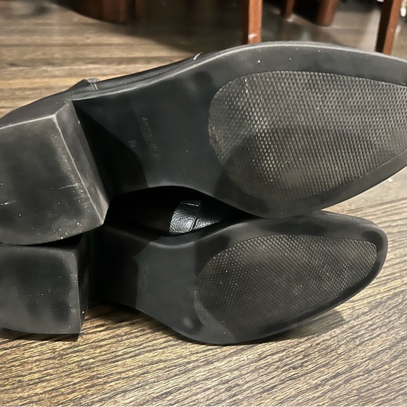 Zara Basics Black Ankle Boots – Size 38 - Picture 3 of 3